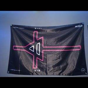 30 seconds to mars The Monolith Tour flag 2018